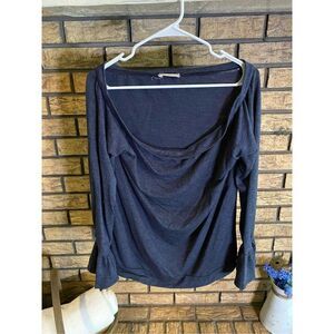 Promesa Off Shoulder Blouse‎